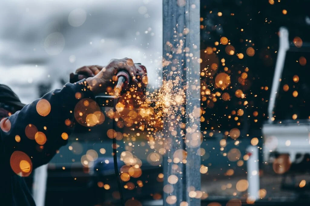 Industrial lifting professional